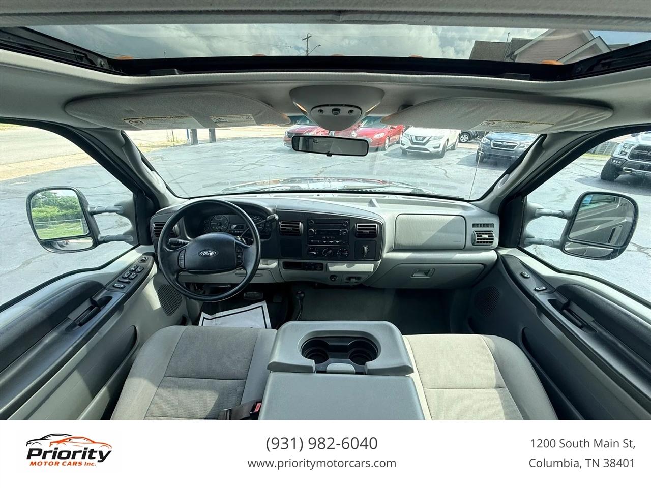 Ford F-350 SD XLT Crew Cab 4WD 2005