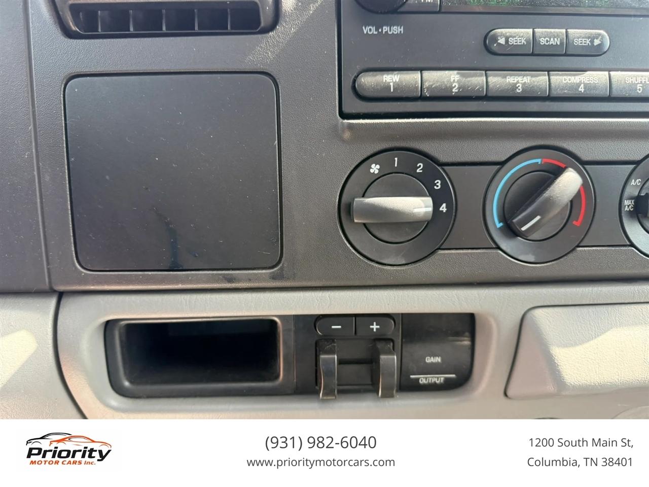 Ford F-350 SD XLT Crew Cab 4WD 2005