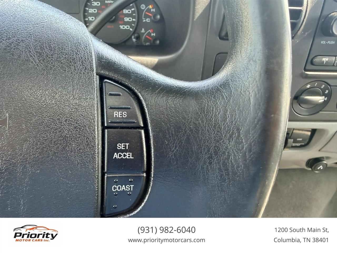 Ford F-350 SD XLT Crew Cab 4WD 2005