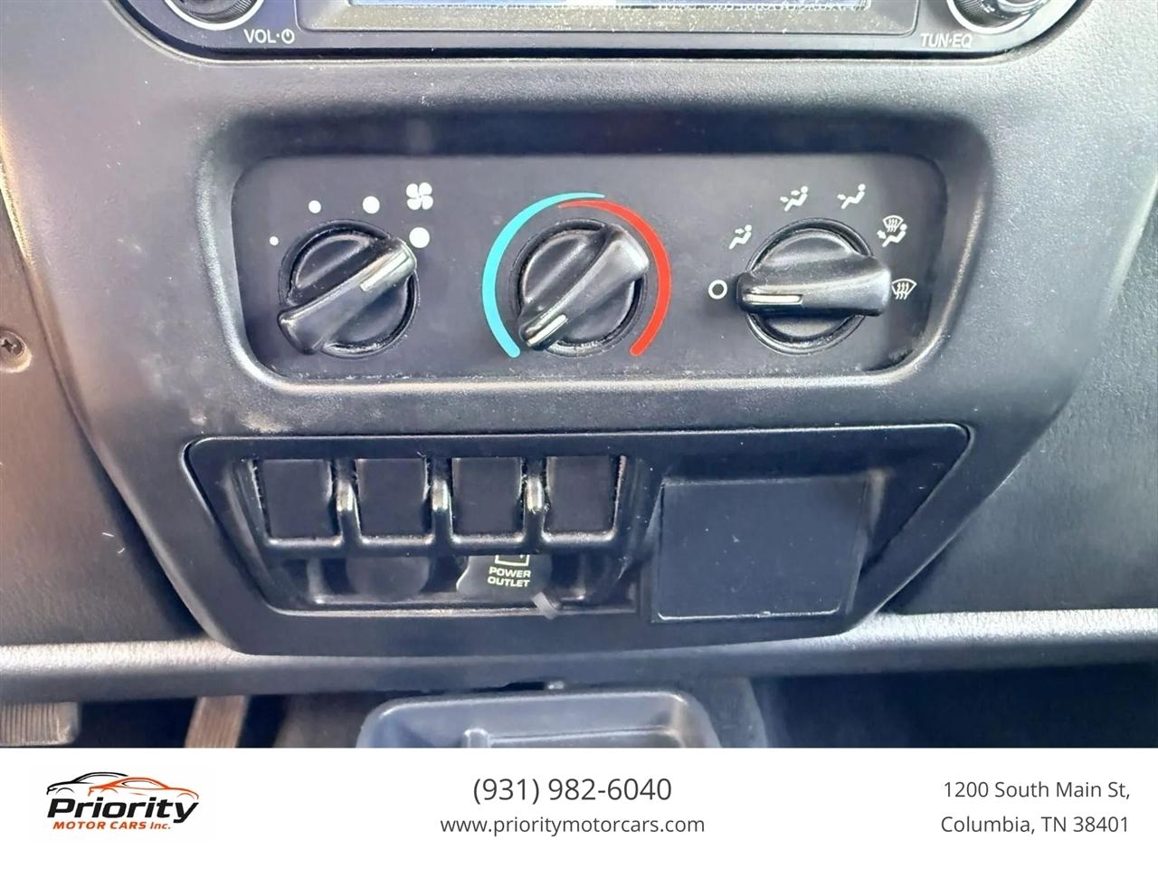 Jeep Wrangler SE 2005