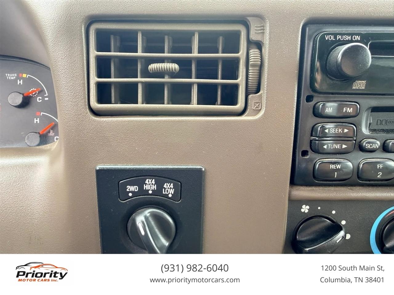Ford F-250 SD XLT Crew Cab 4WD 2004