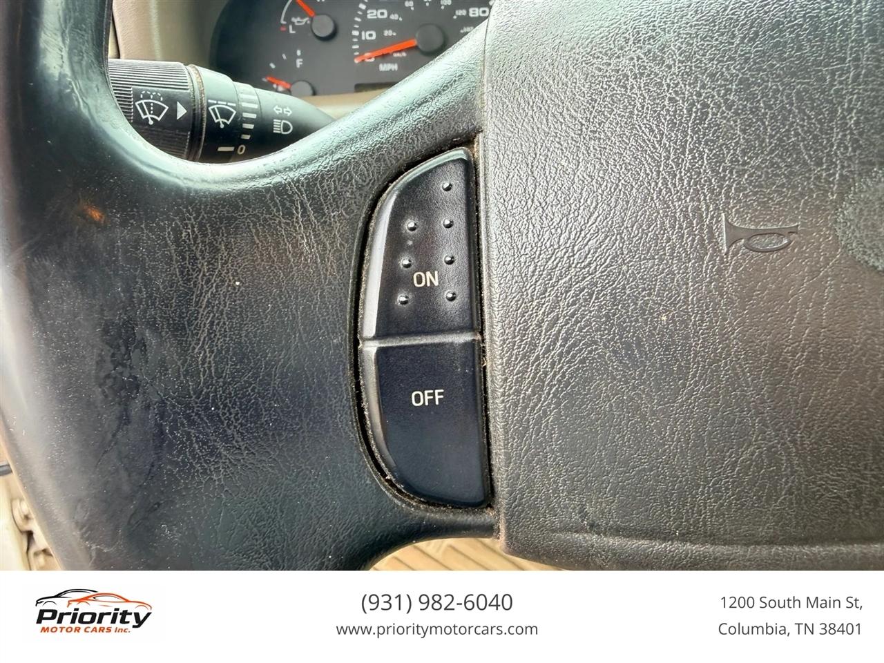 Ford F-250 SD XLT Crew Cab 4WD 2004