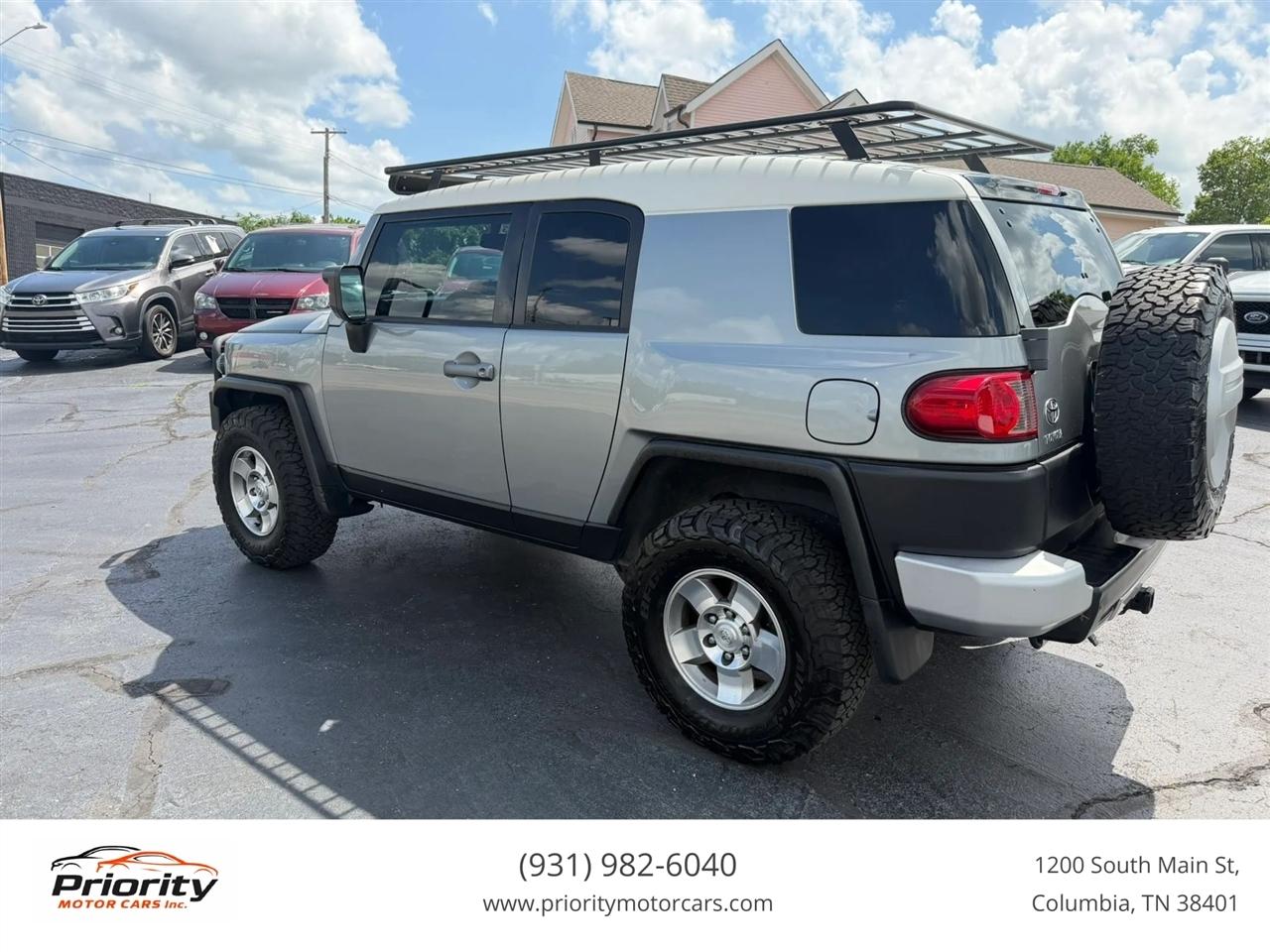 Toyota FJ Cruiser 4WD AT 2010