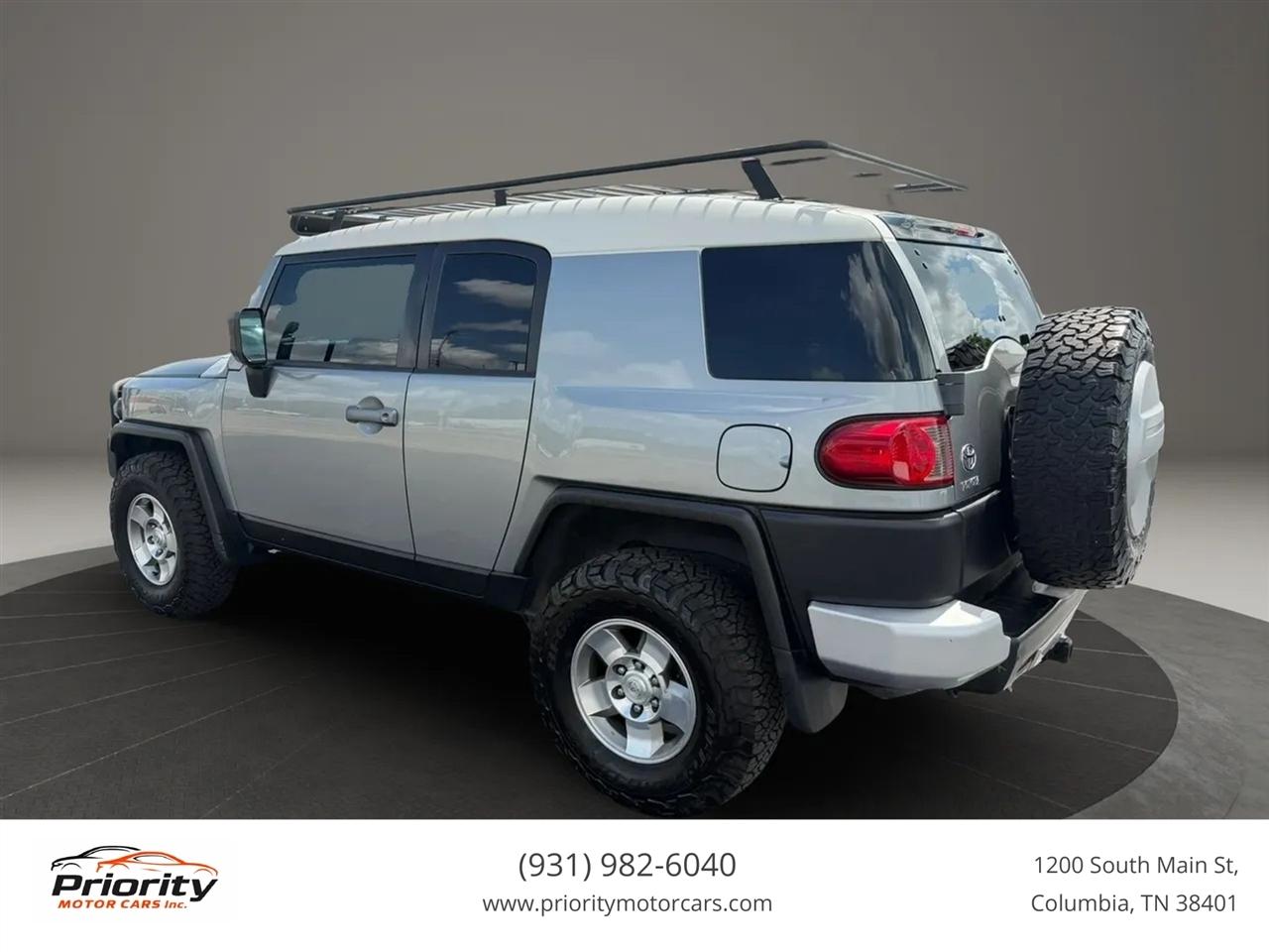 Toyota FJ Cruiser 4WD AT 2010