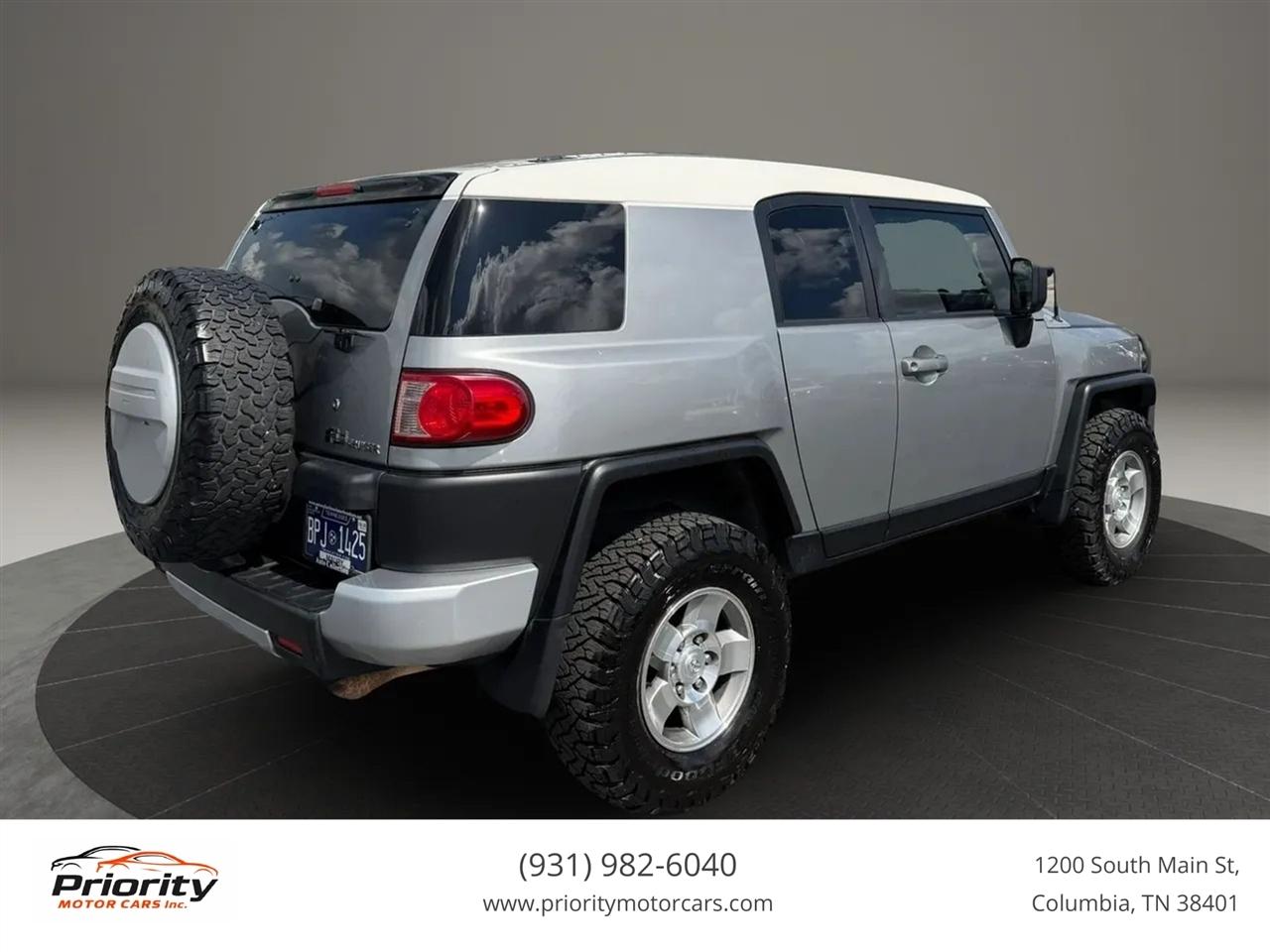 Toyota FJ Cruiser 4WD AT 2010