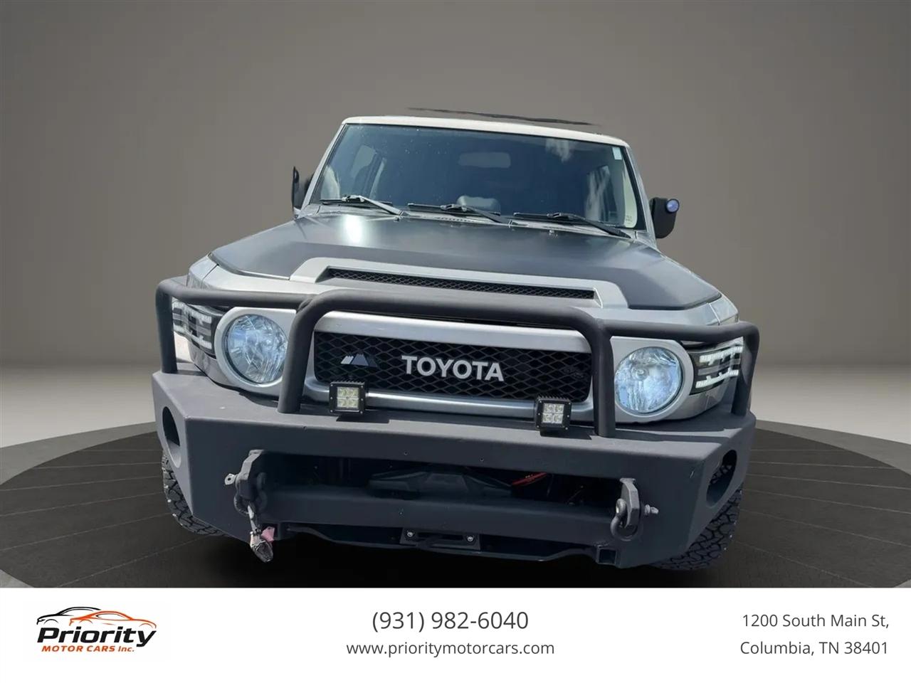 Toyota FJ Cruiser 4WD AT 2010