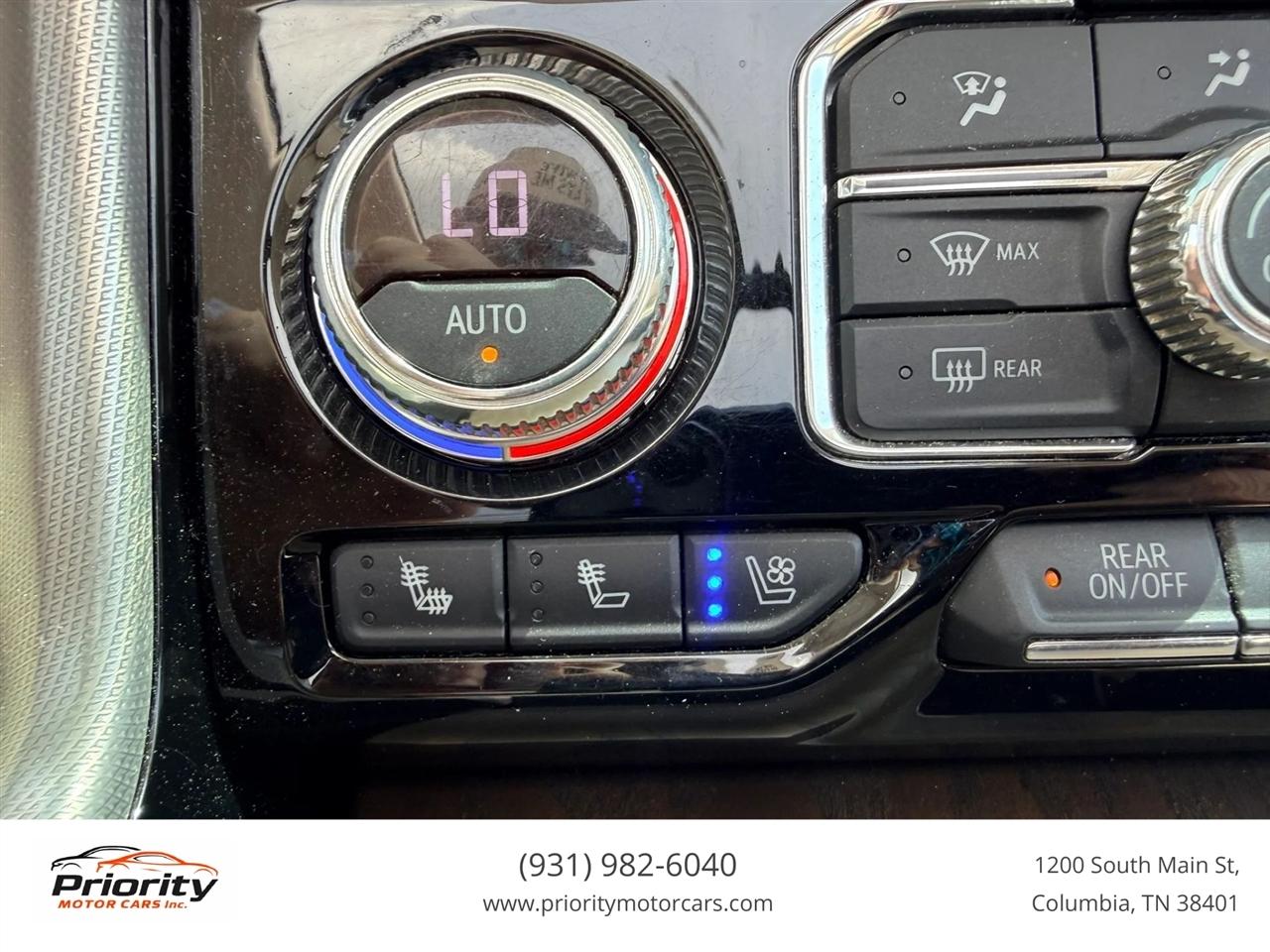 GMC Yukon XL Denali 4WD 2021