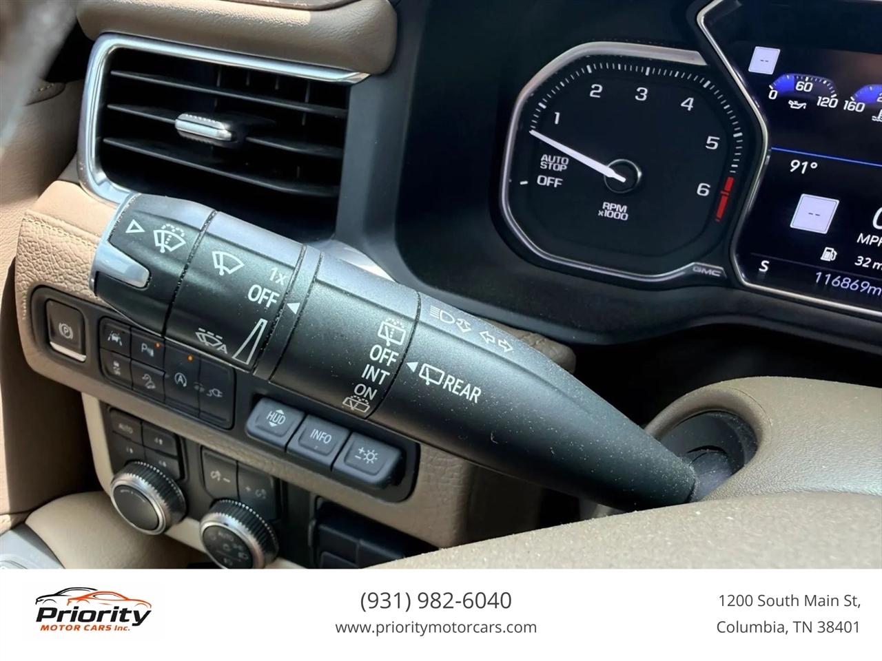 GMC Yukon XL Denali 4WD 2021
