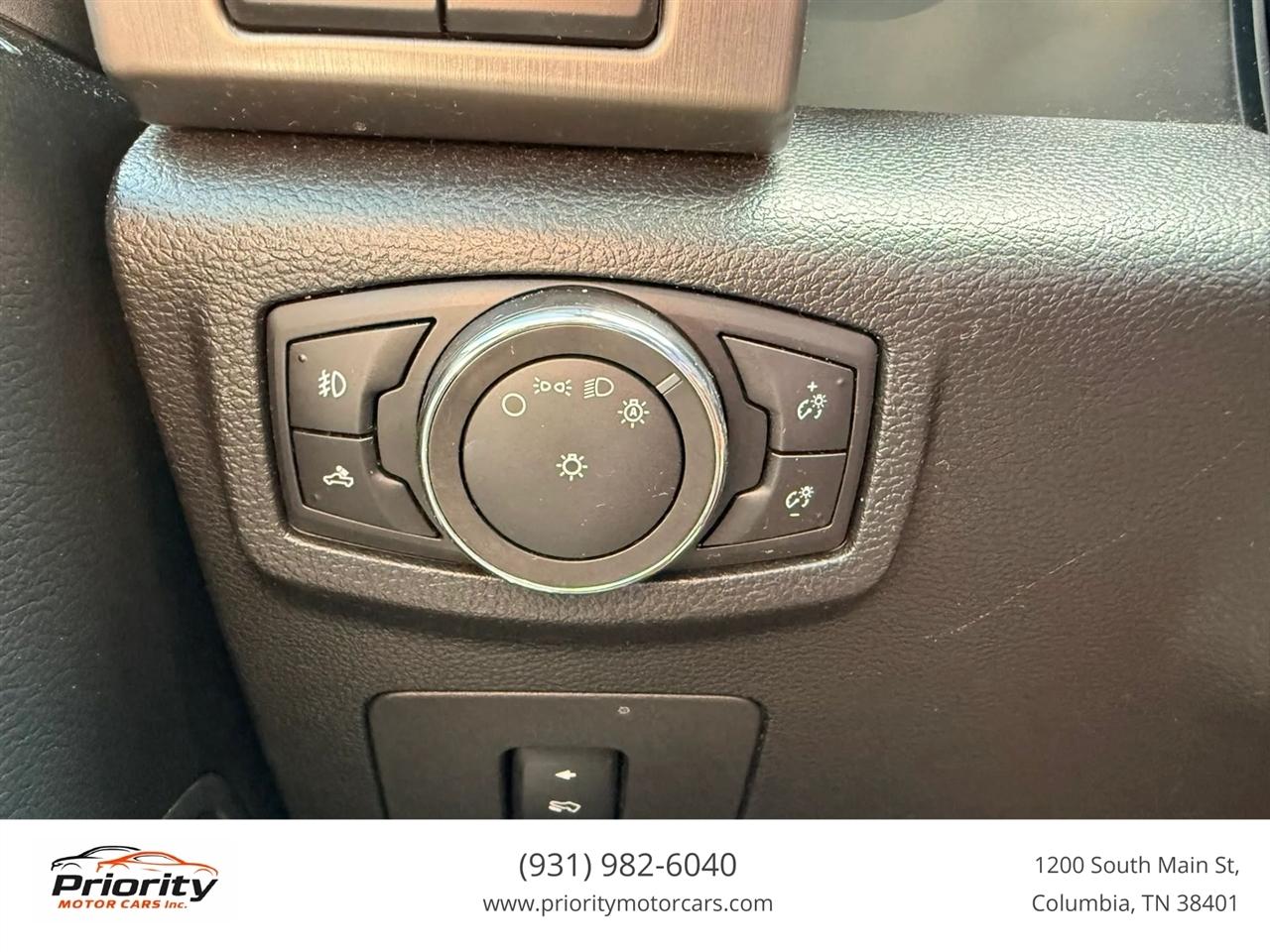 Ford F-150 XL SuperCrew 5.5-ft. Bed 4WD 2017