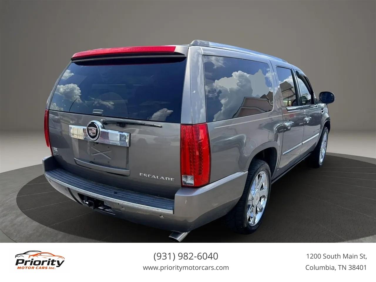 Cadillac Escalade ESV AWD Premium 2011