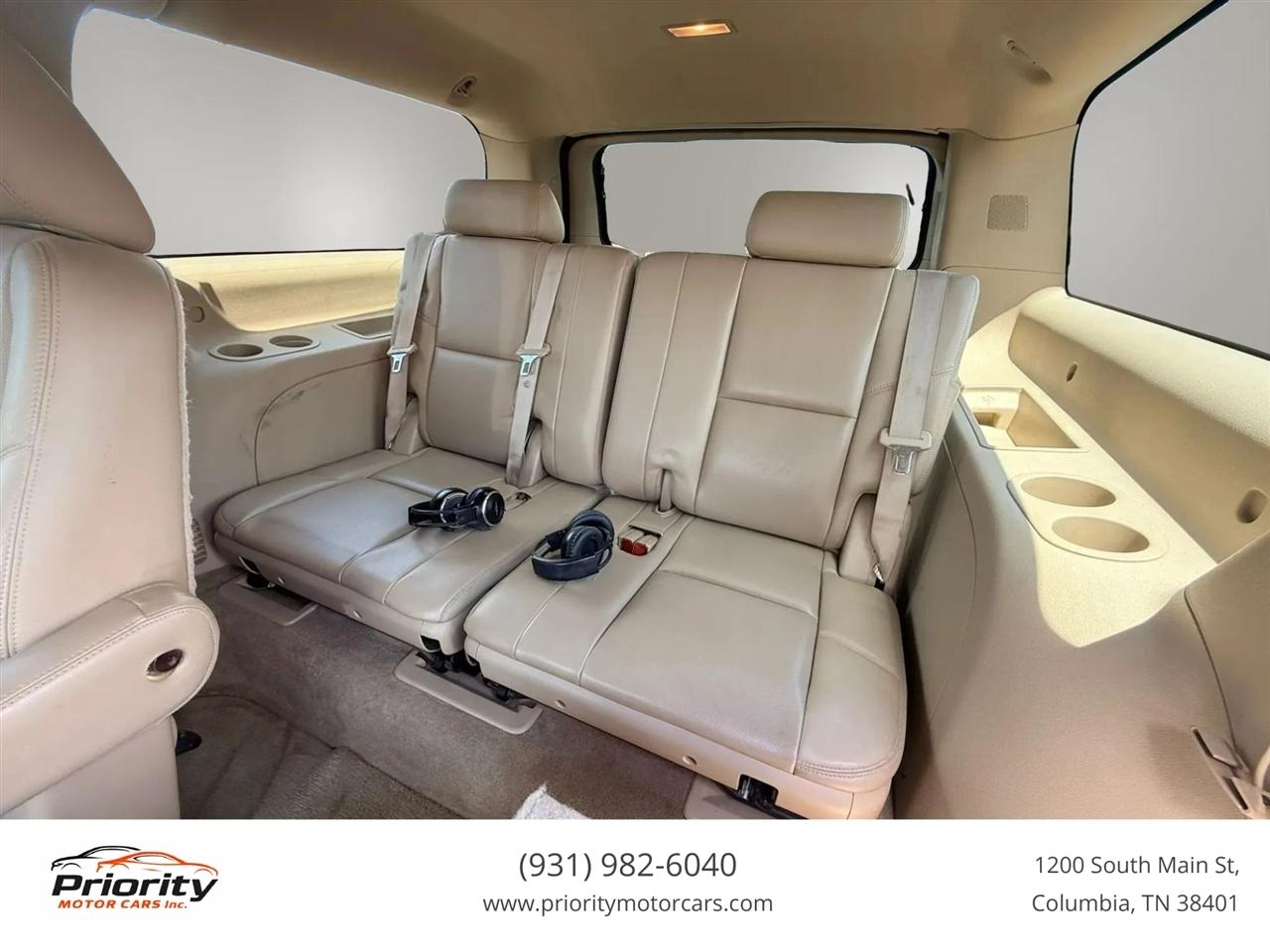 Cadillac Escalade ESV AWD Premium 2011