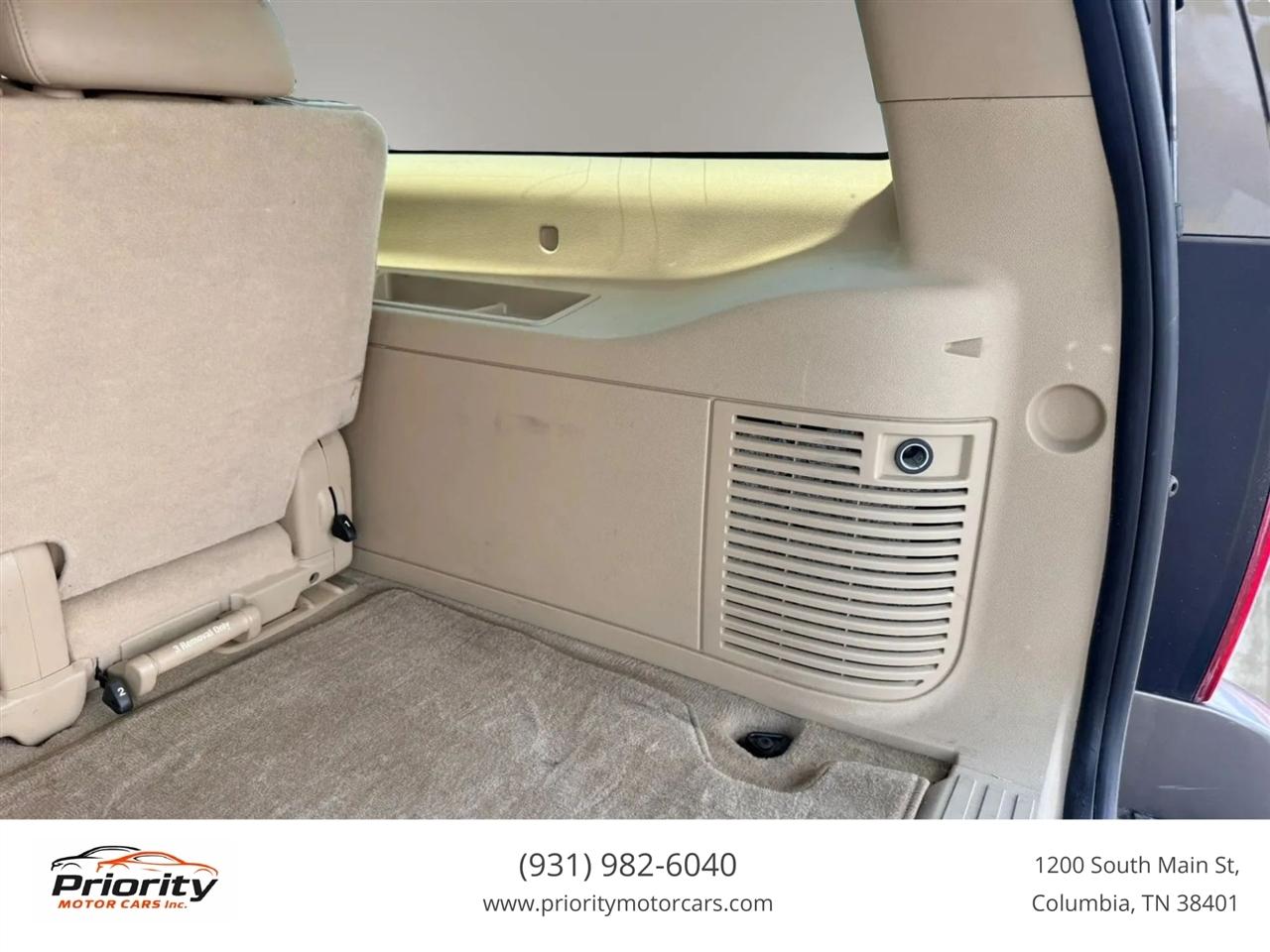 Cadillac Escalade ESV AWD Premium 2011
