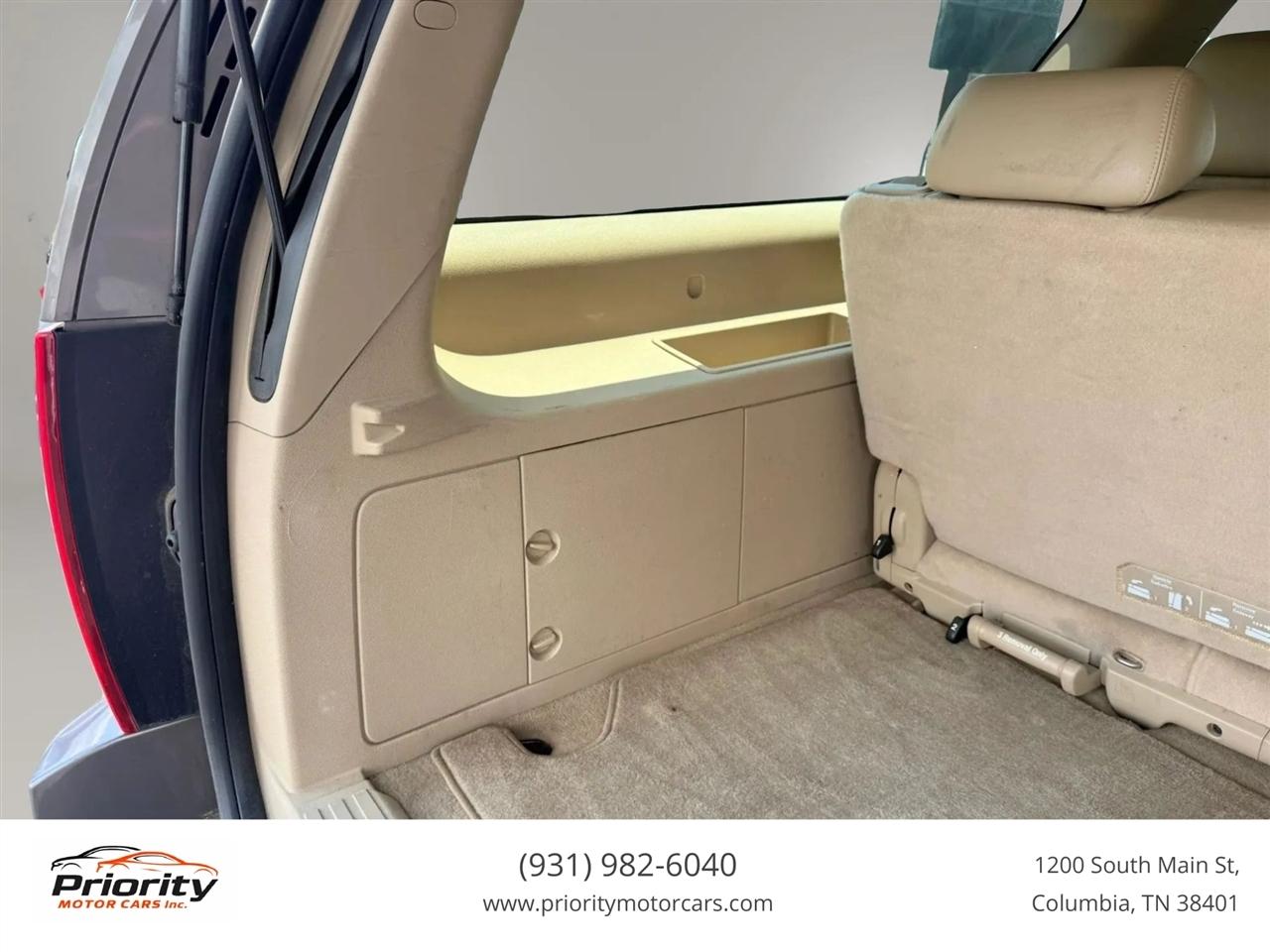 Cadillac Escalade ESV AWD Premium 2011
