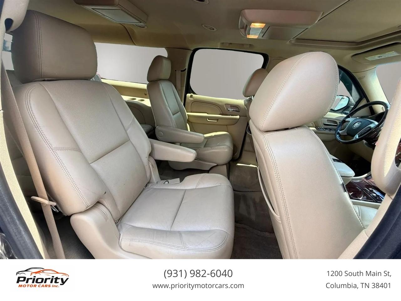 Cadillac Escalade ESV AWD Premium 2011