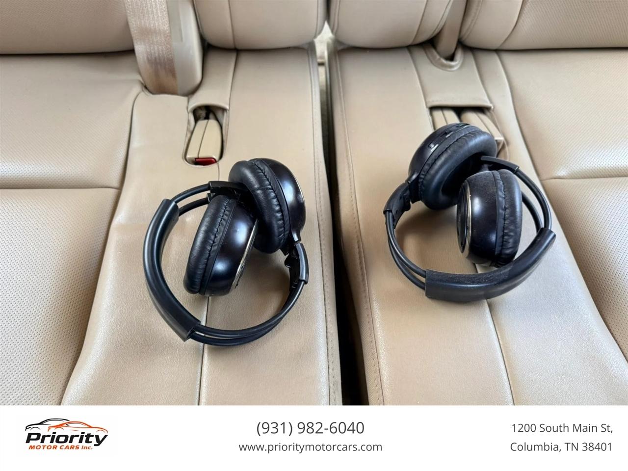 Cadillac Escalade ESV AWD Premium 2011