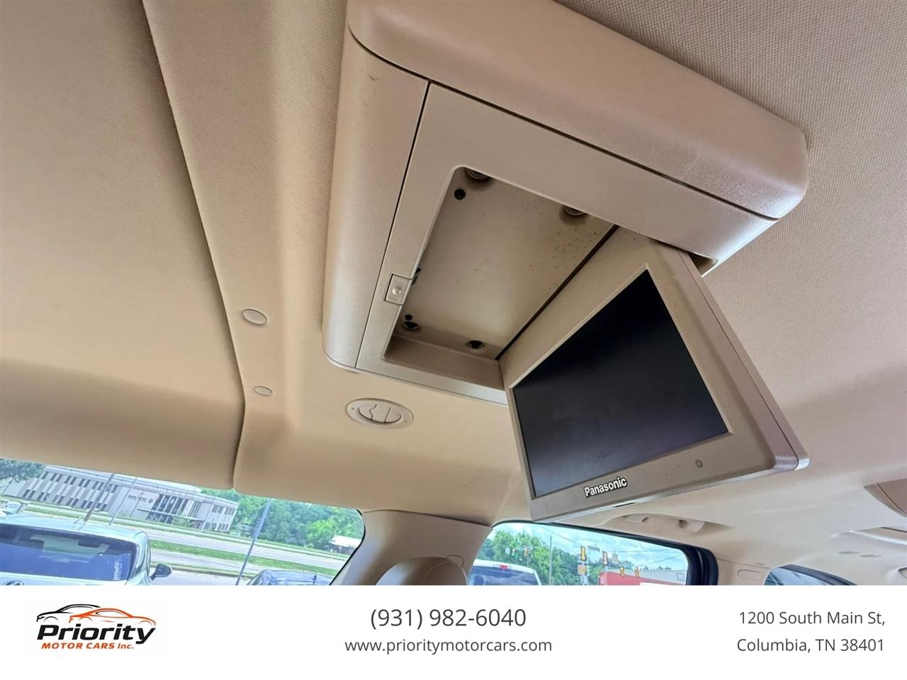 Cadillac Escalade ESV AWD Premium 2011