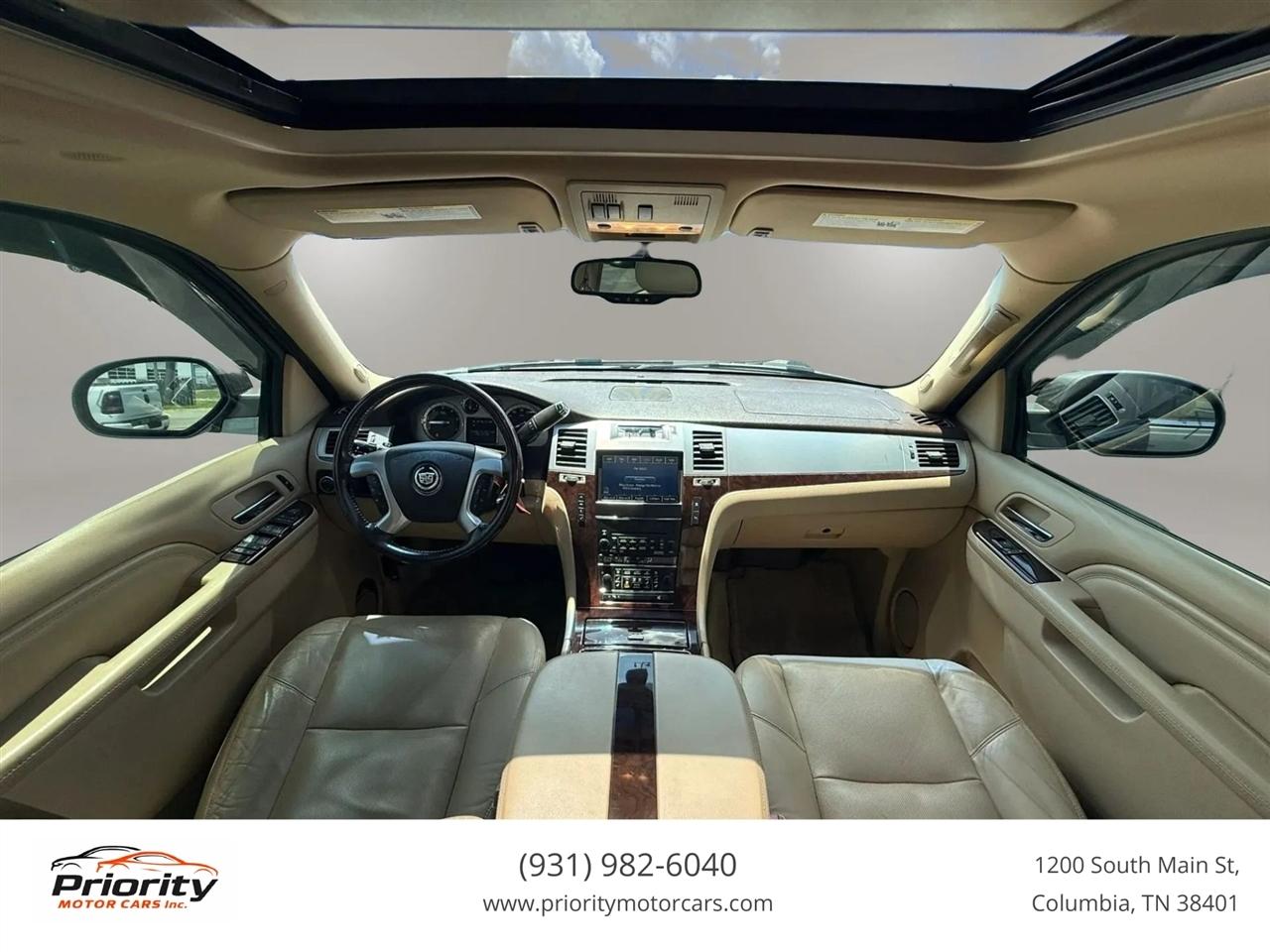 Cadillac Escalade ESV AWD Premium 2011