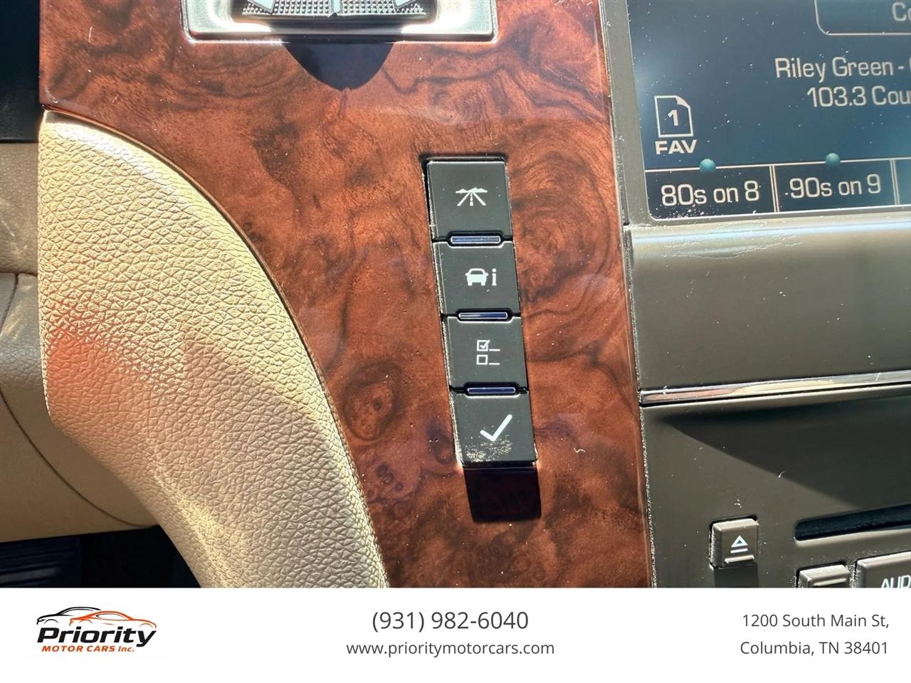 Cadillac Escalade ESV AWD Premium 2011