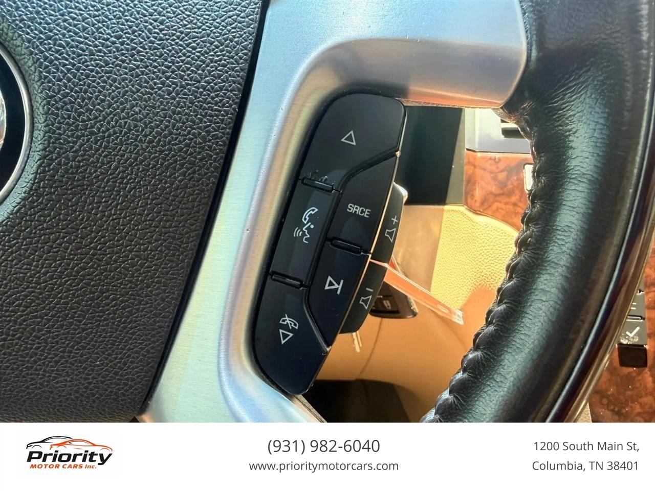Cadillac Escalade ESV AWD Premium 2011