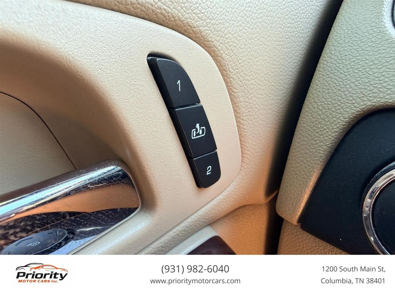 Cadillac Escalade ESV AWD Premium 2011