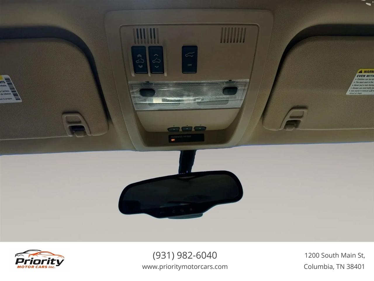 Cadillac Escalade ESV AWD Premium 2011