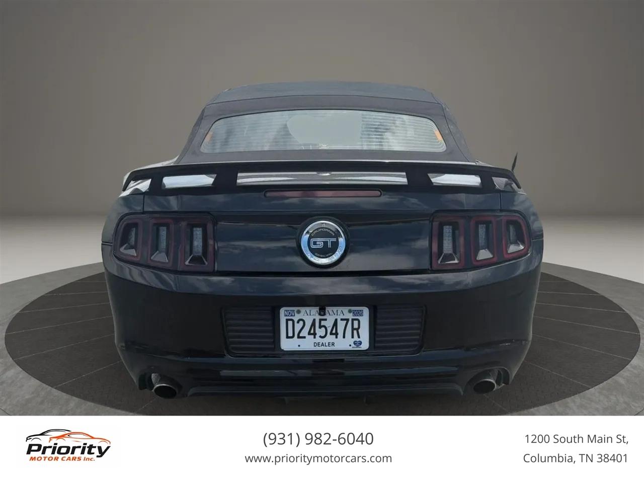Ford Mustang GT convertible 2014