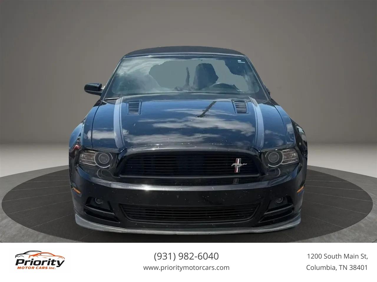 Ford Mustang GT convertible 2014
