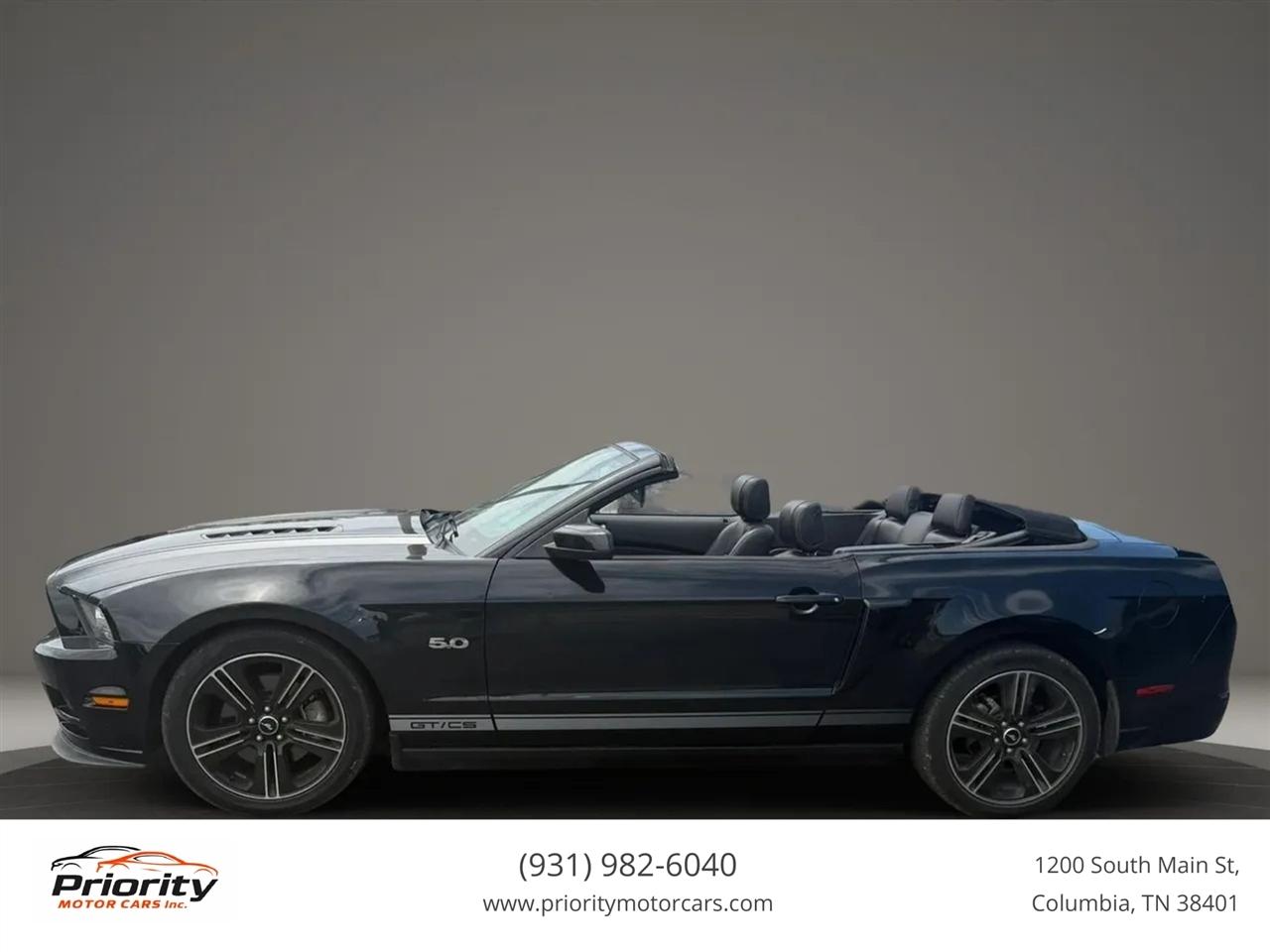 Ford Mustang GT convertible 2014