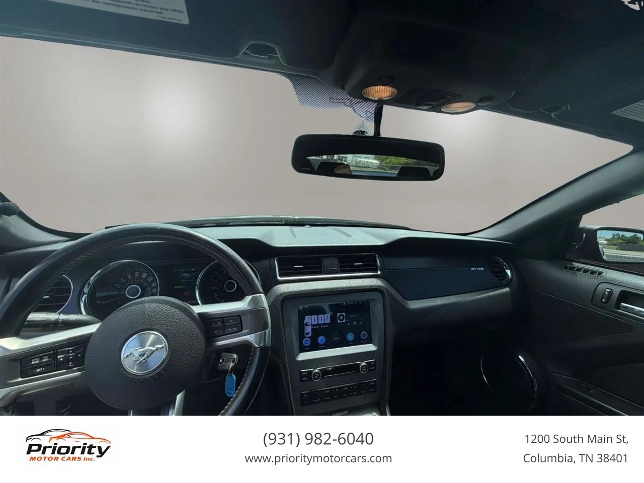 Ford Mustang GT convertible 2014