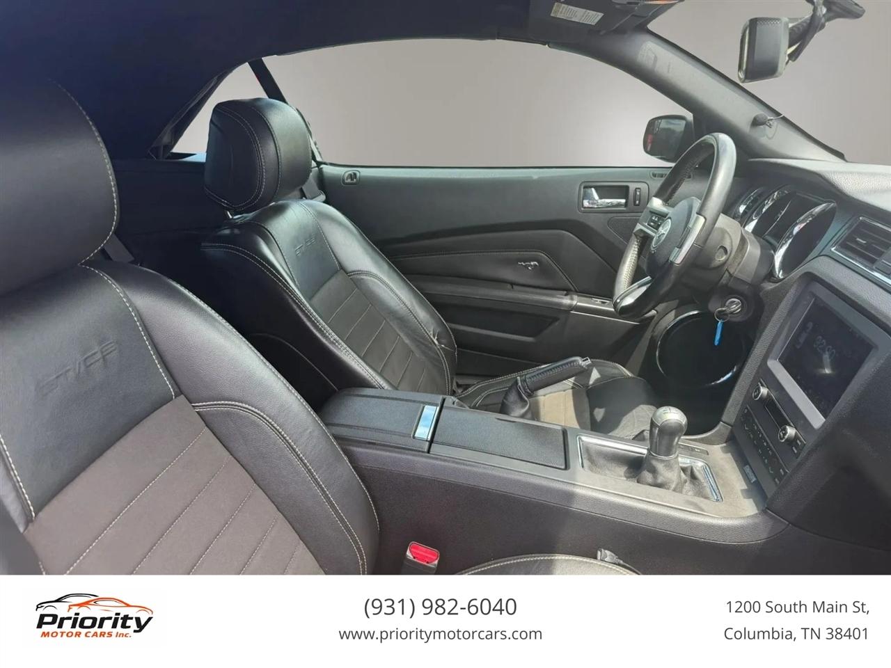 Ford Mustang GT convertible 2014