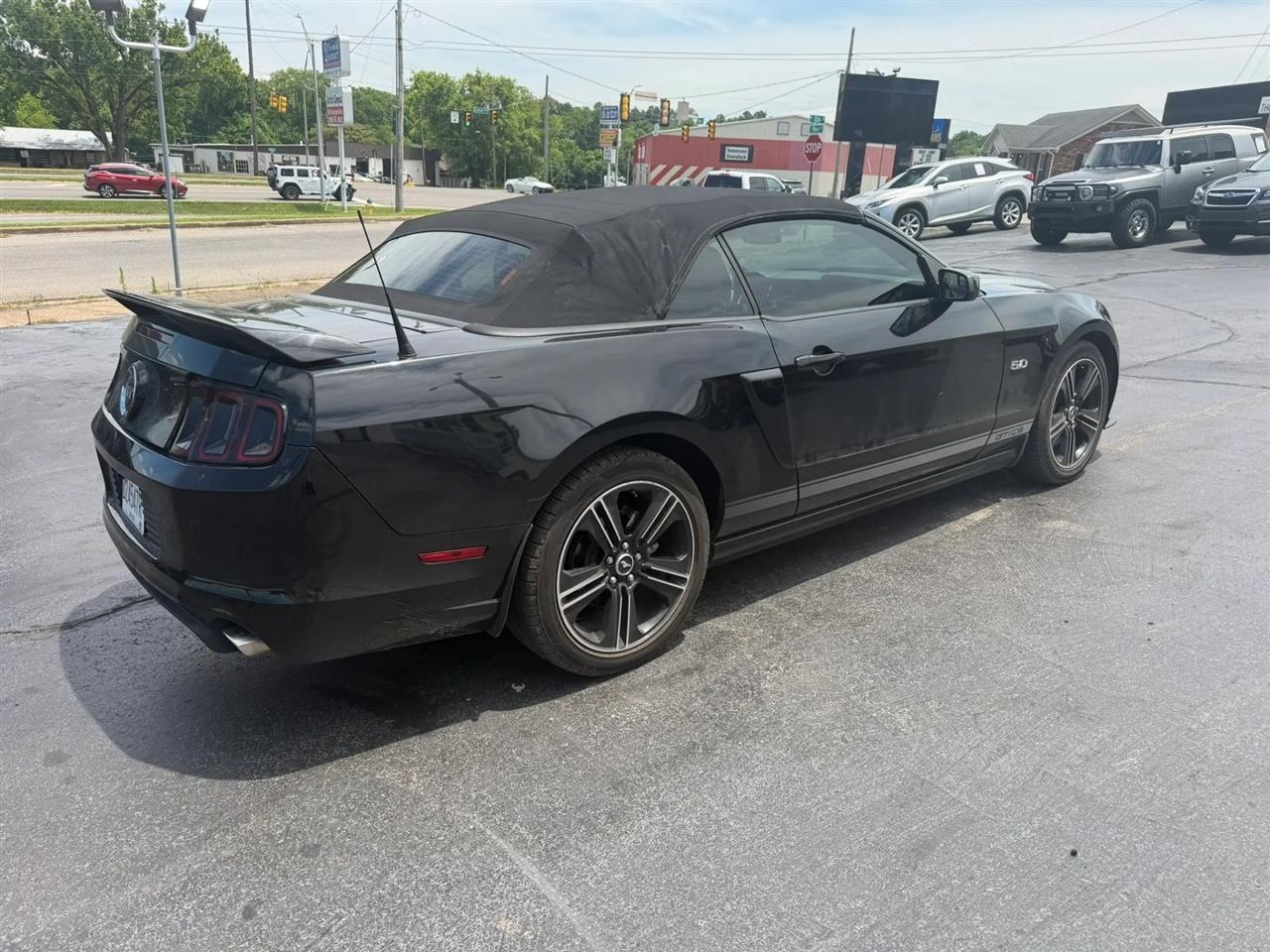 2014 Ford Mustang GT Premium - Photo 7