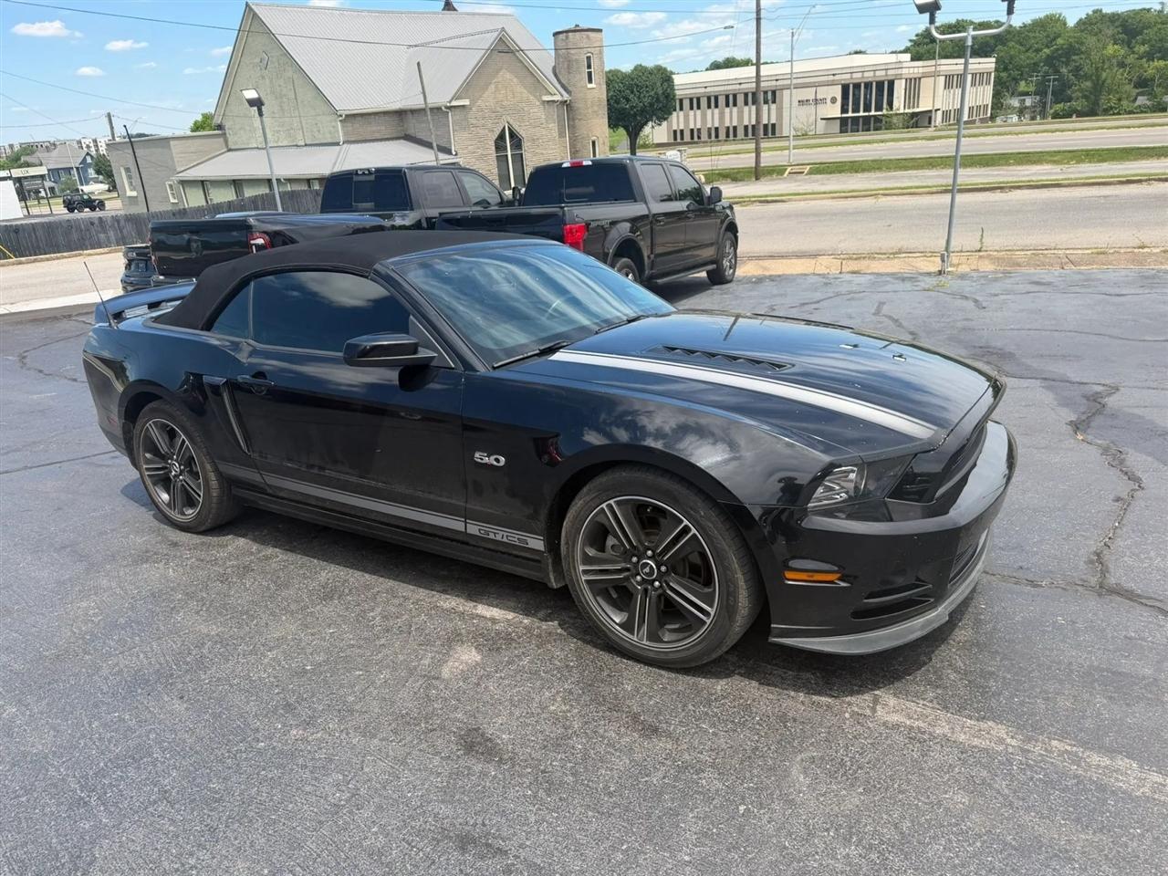 2014 Ford Mustang GT Premium - Photo 9
