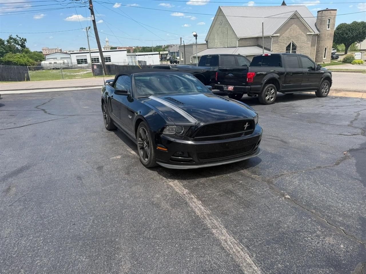 2014 Ford Mustang GT Premium - Photo 11