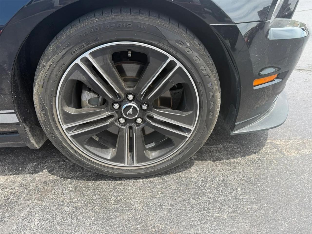 2014 Ford Mustang GT Premium - Photo 36