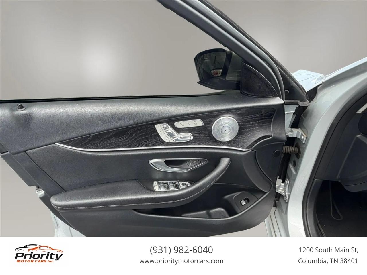 Mercedes-Benz E-Class E300 Luxury 4MATIC Sedan 2017