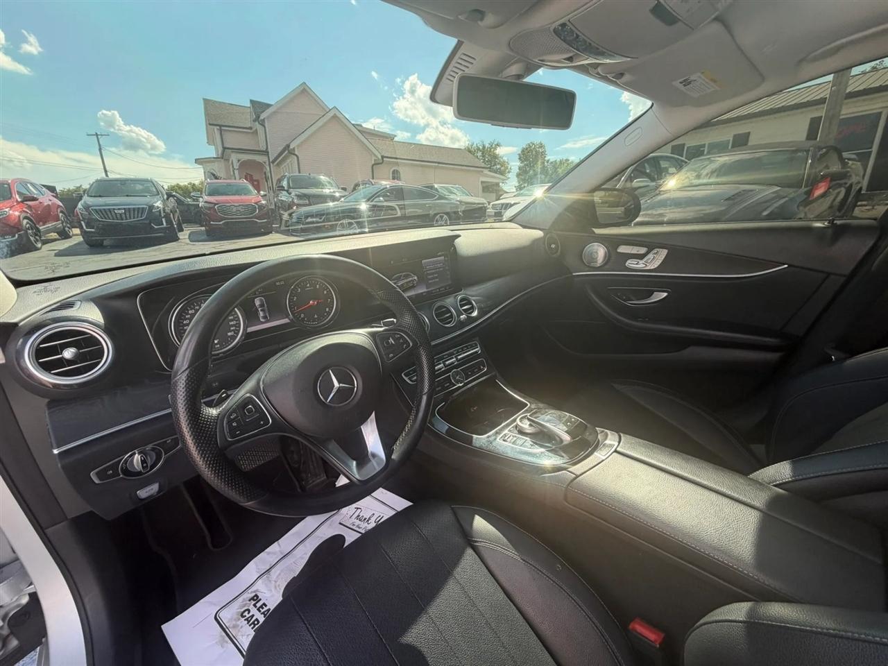 Mercedes-Benz E-Class E300 Luxury 4MATIC Sedan 2017