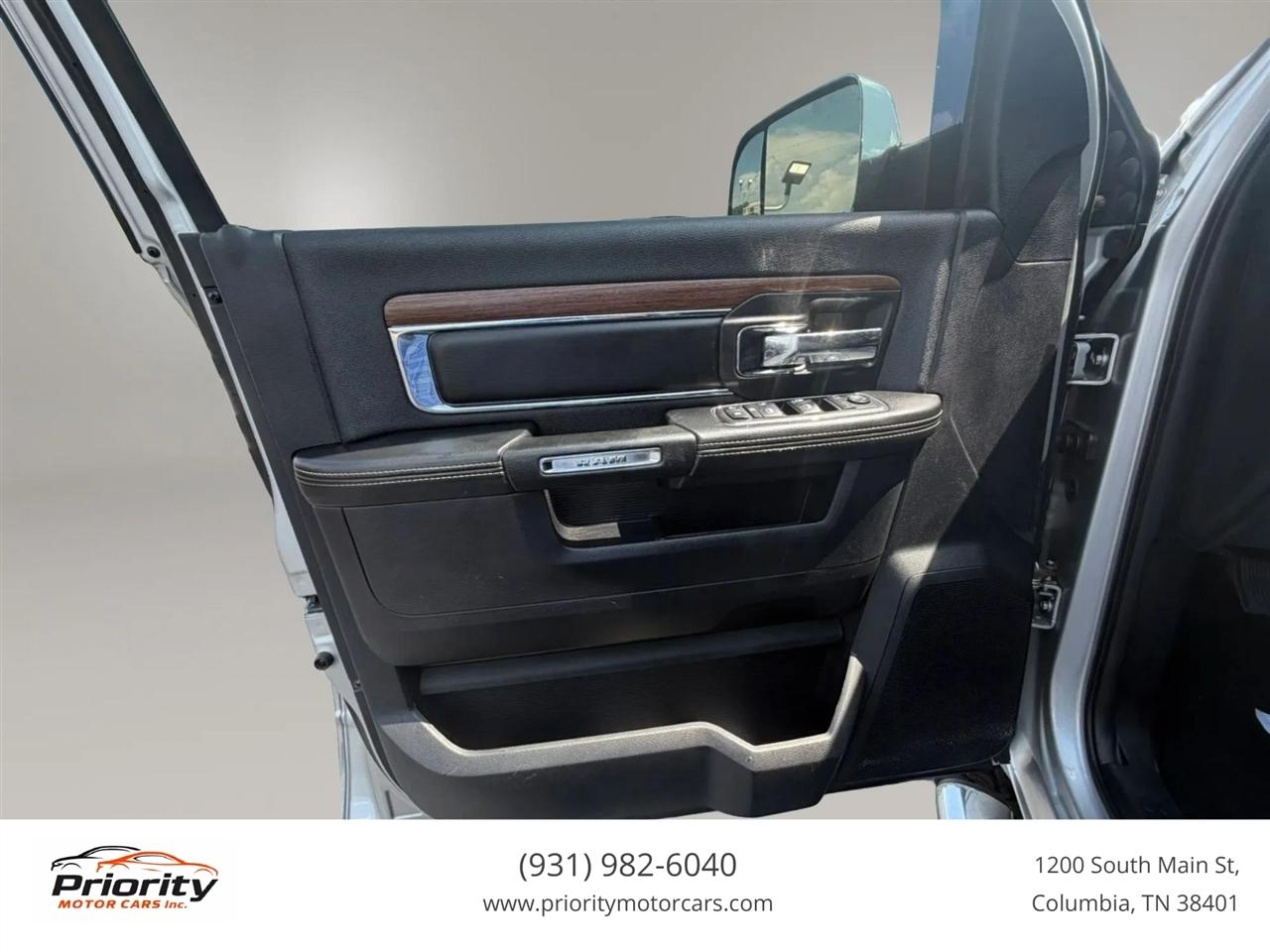 RAM 2500 Laramie Crew Cab SWB 4WD 2013
