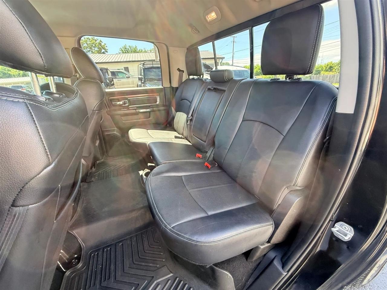 RAM 1500 Classic Crew Cab 2WD 2019