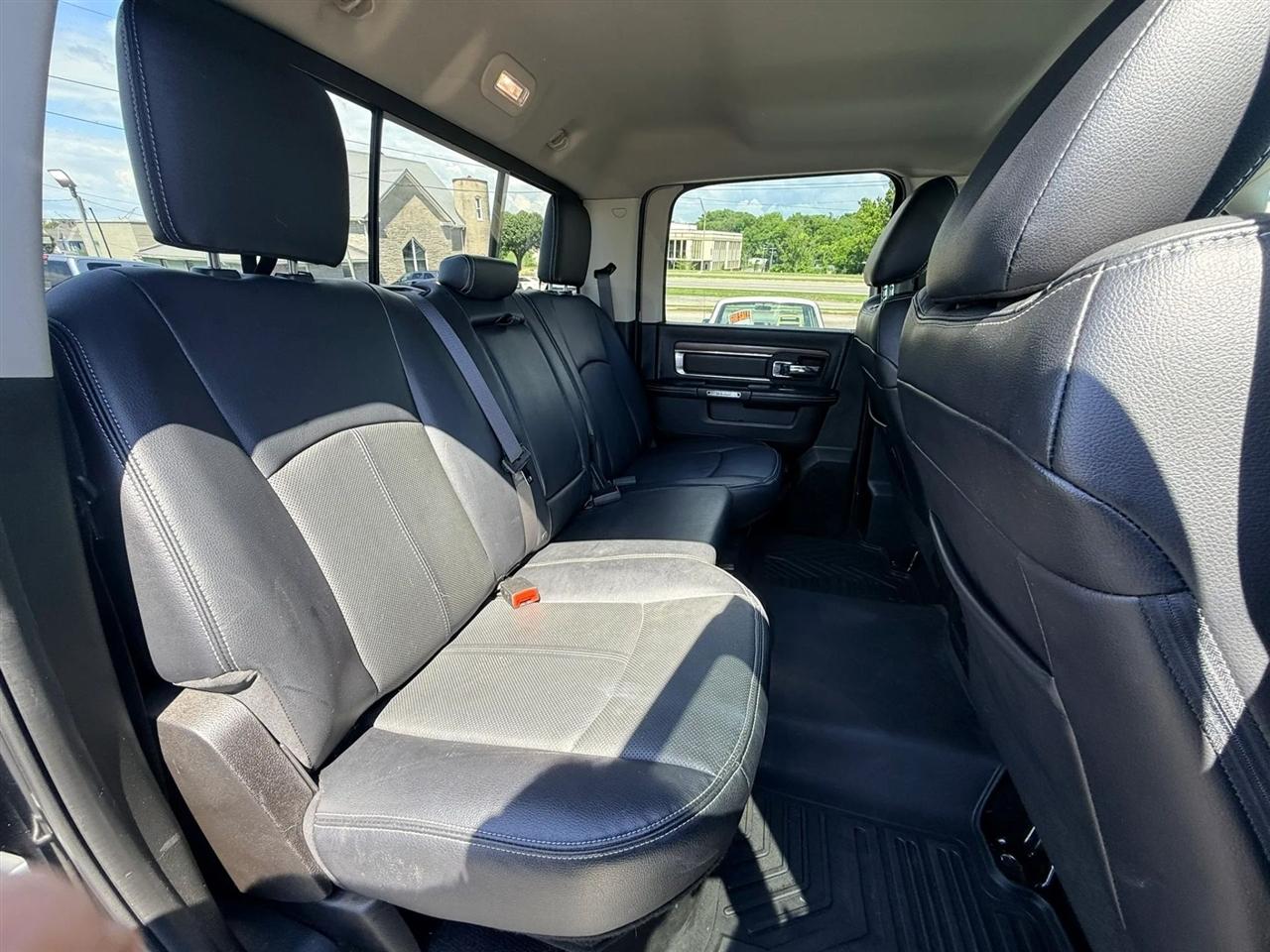 RAM 1500 Classic Crew Cab 2WD 2019