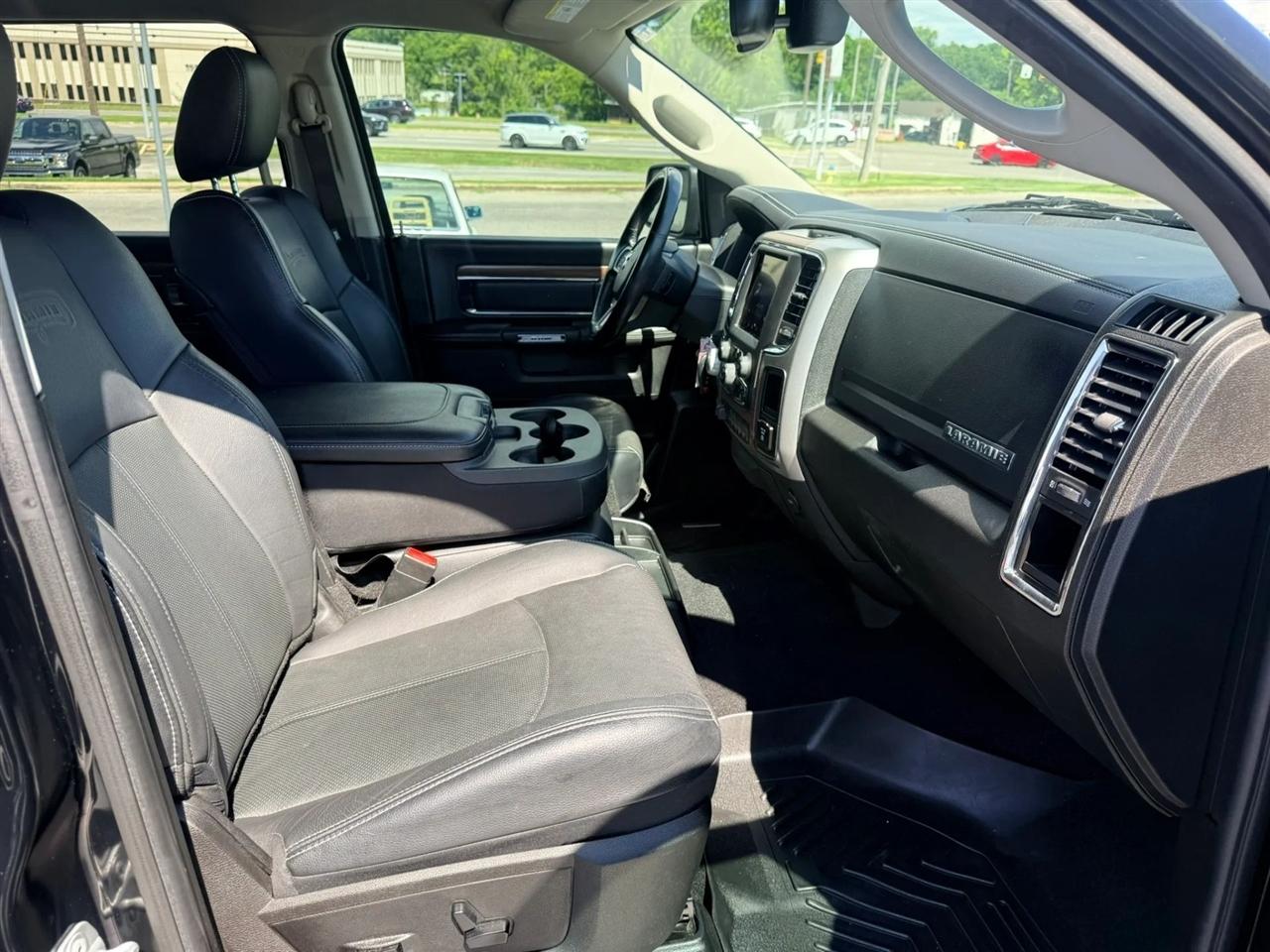 RAM 1500 Classic Crew Cab 2WD 2019