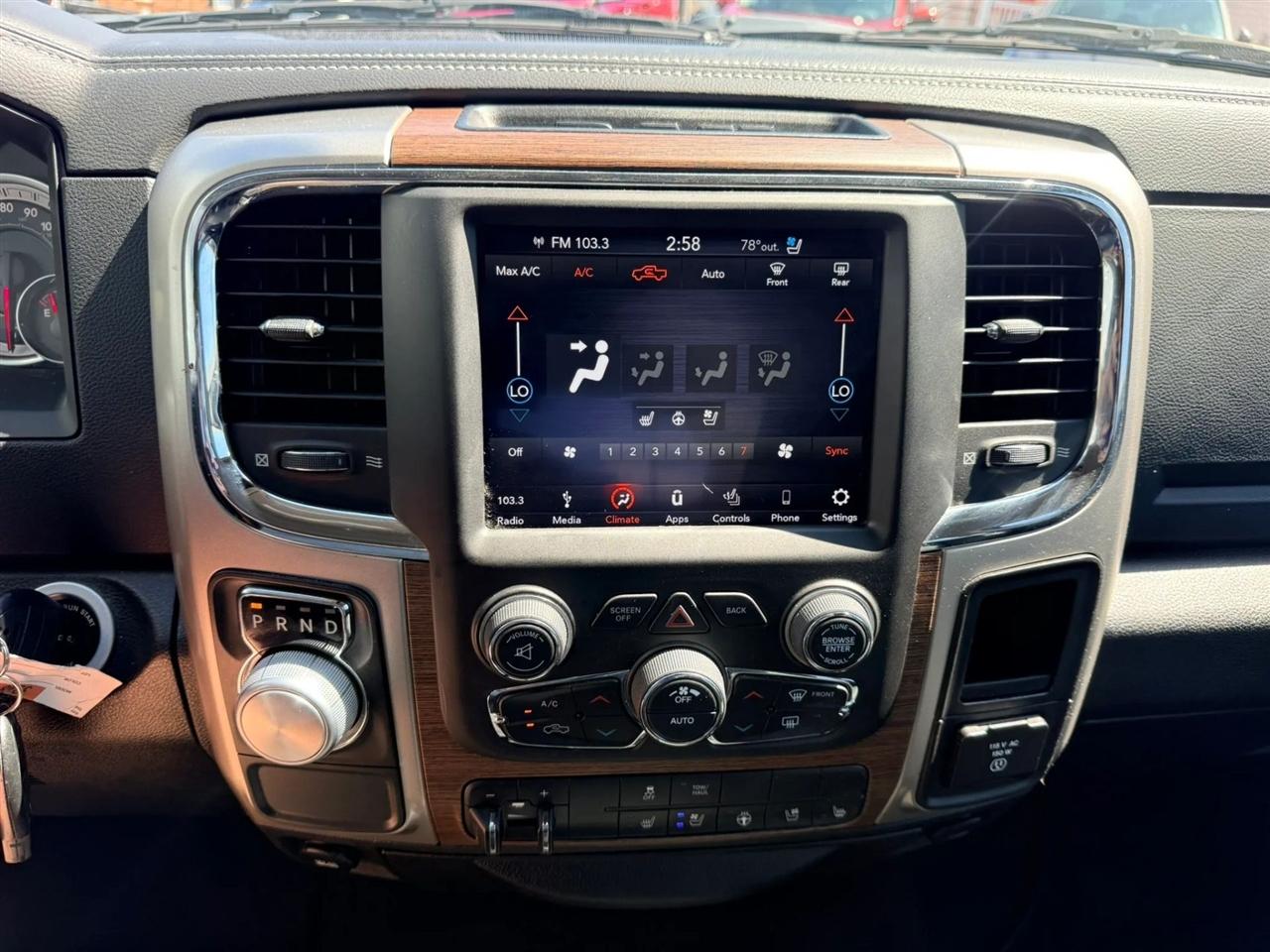 RAM 1500 Classic Crew Cab 2WD 2019