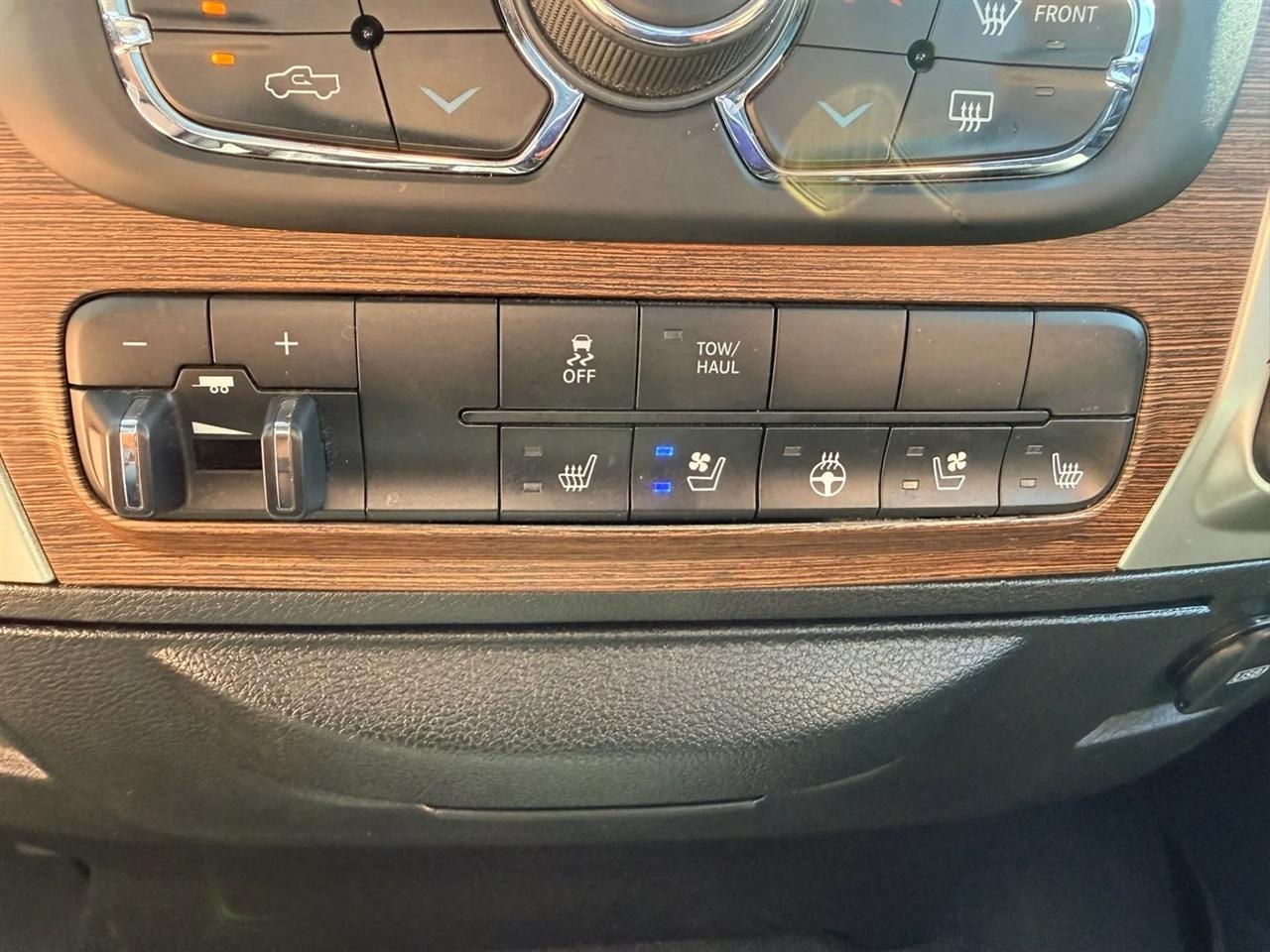 RAM 1500 Classic Crew Cab 2WD 2019
