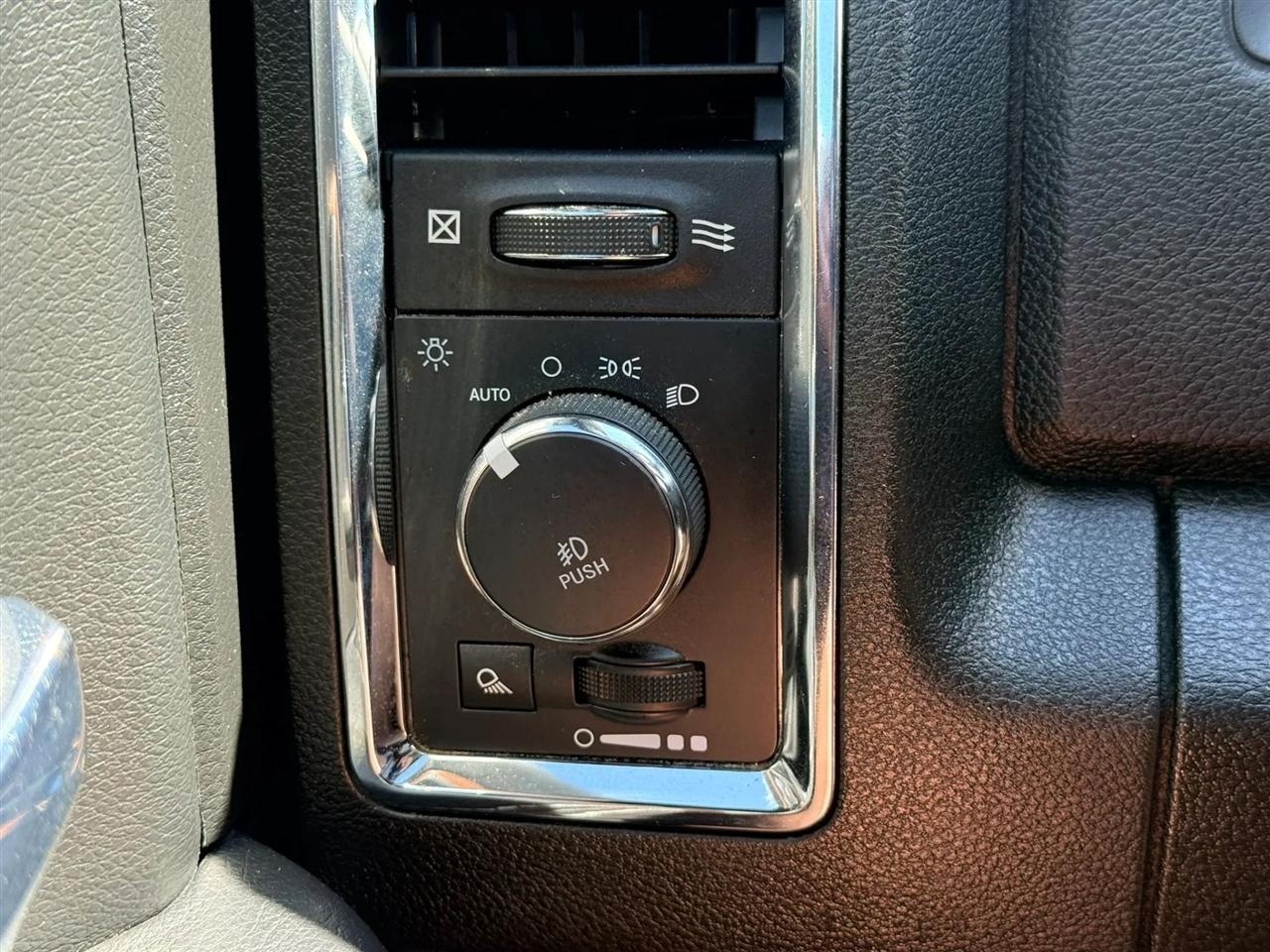 RAM 1500 Classic Crew Cab 2WD 2019