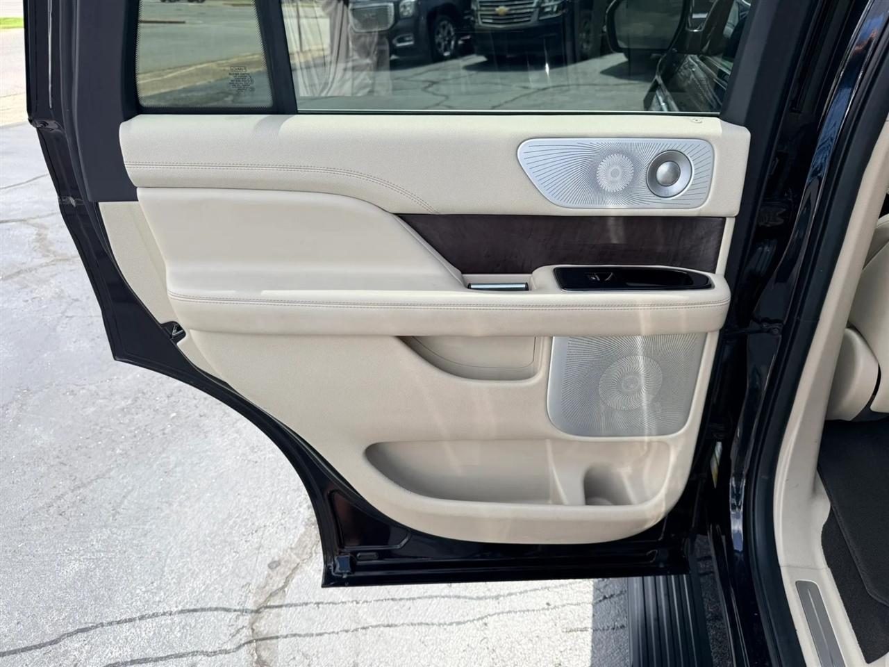 Lincoln Navigator Reserve 4WD 2021