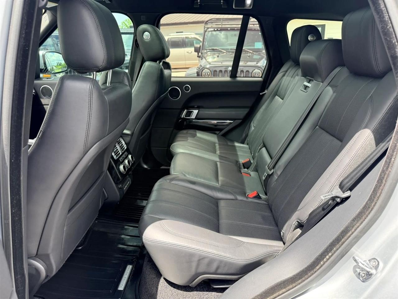 2017 Land Rover Range Rover HSE - Photo 17