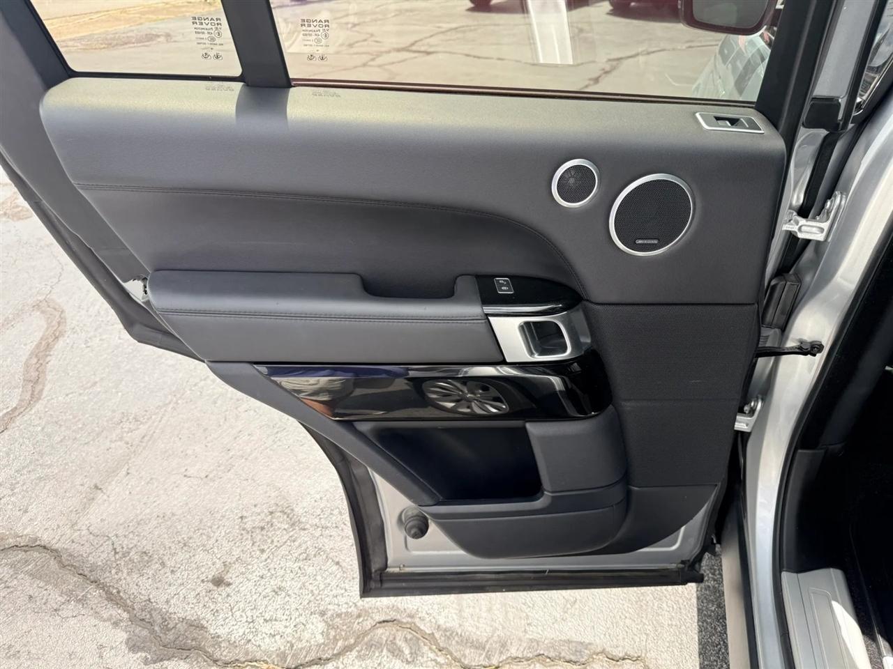 2017 Land Rover Range Rover HSE - Photo 19