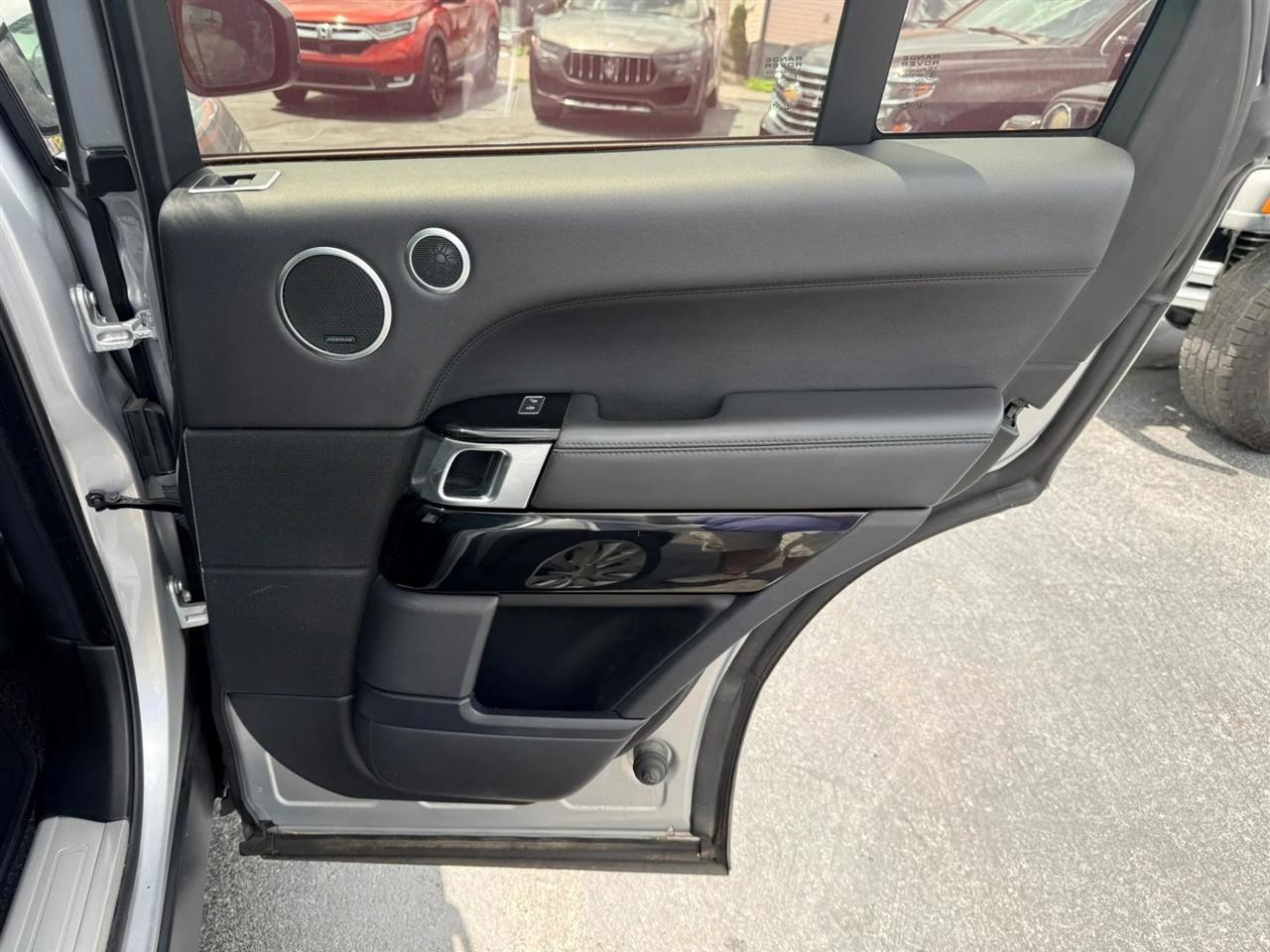 2017 Land Rover Range Rover HSE - Photo 28