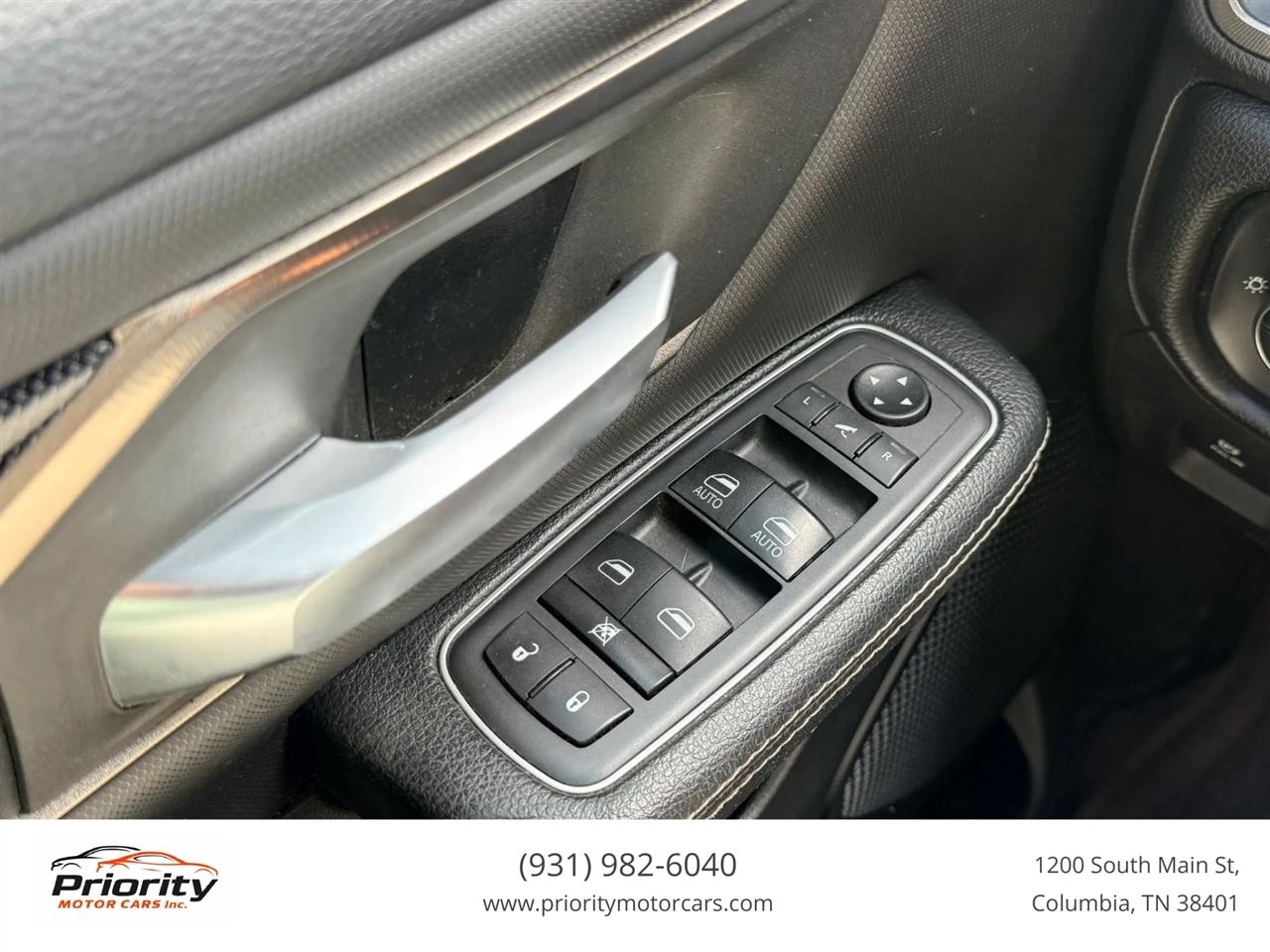 RAM 1500 Rebel Crew Cab SB 4WD 2020
