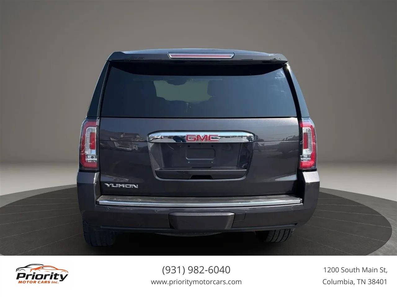 GMC Yukon Denali 4WD 2017