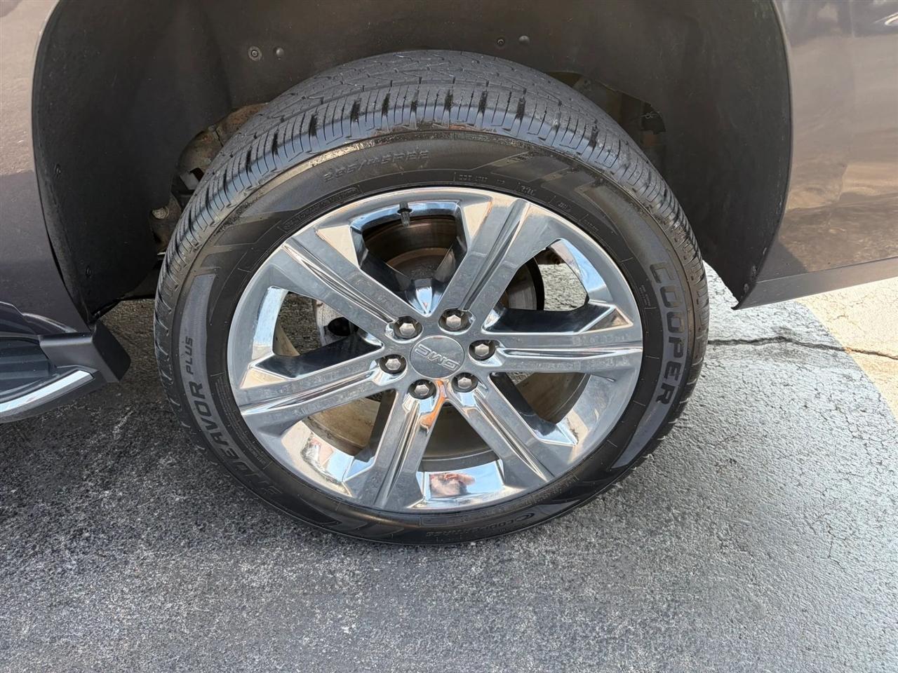 GMC Yukon Denali 4WD 2017